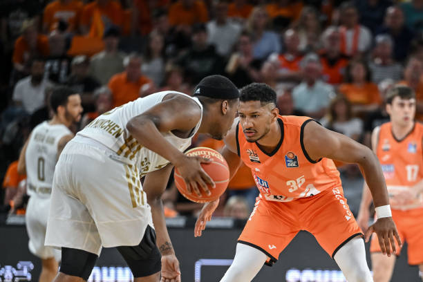 赛石洵瑶 赛石洵瑶